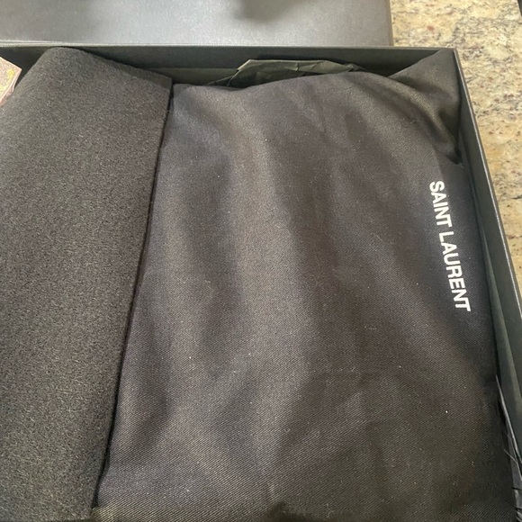 Yves Saint Laurent Vibrant Blue Embossed Wallet - Picture 11 of 12